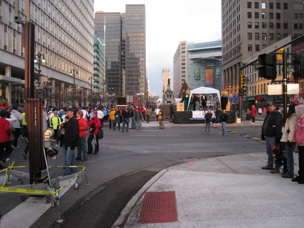 Detroit Turkey Trot 2008 10K 0180.jpg - The Detroit Turkey Trot 10K 2008, the 26th. running. Downtown Detroit Michigan. A balmy 22 degrees that morning. Race time of 58:24 for the 6.23 miles.